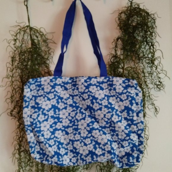 NWT NYLON BEACH BAG - Picture 2 of 8